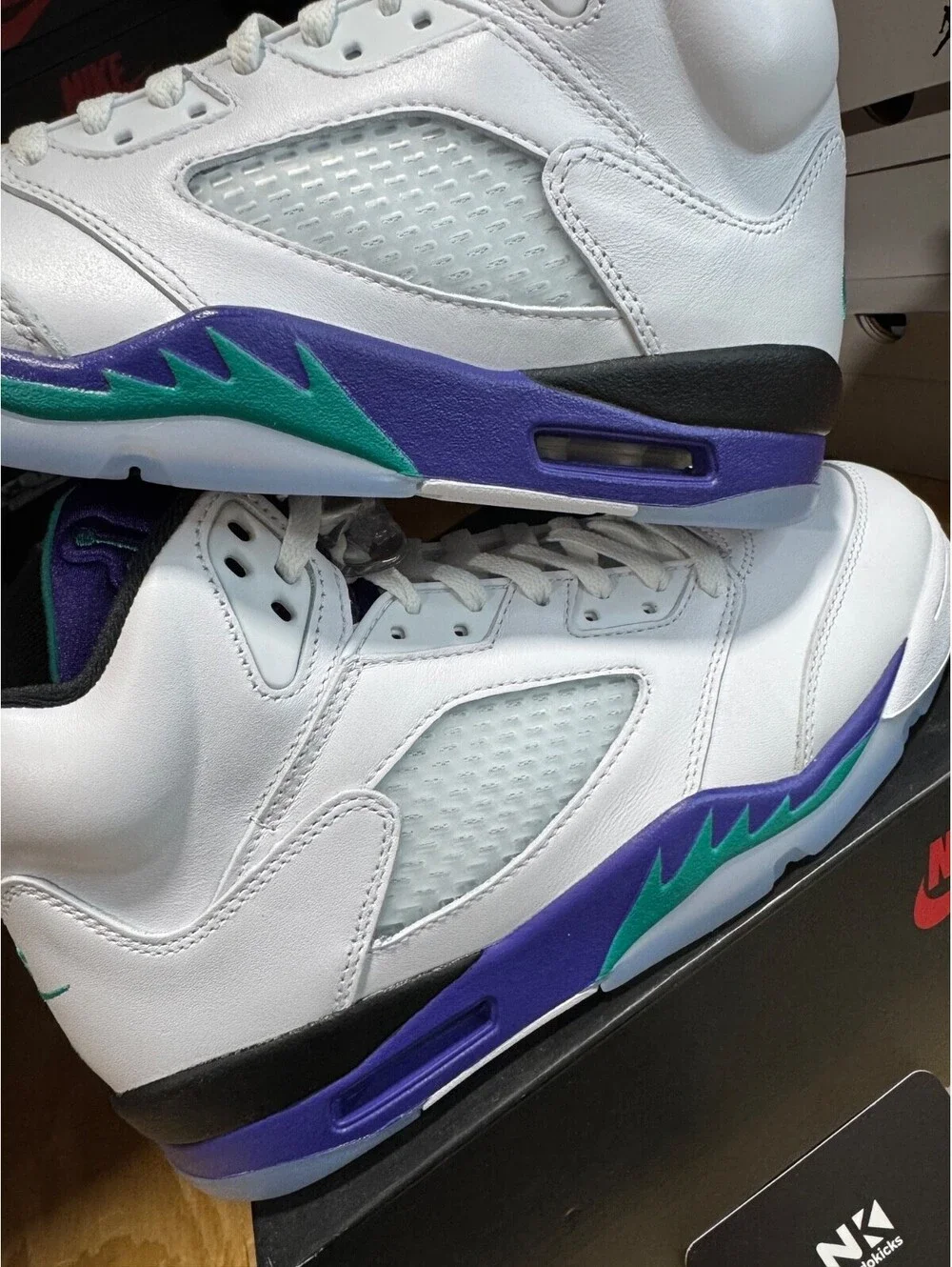 Air Jordan 5 Retro 'Grape' HQ7978-100 MEN SIZE 8.5